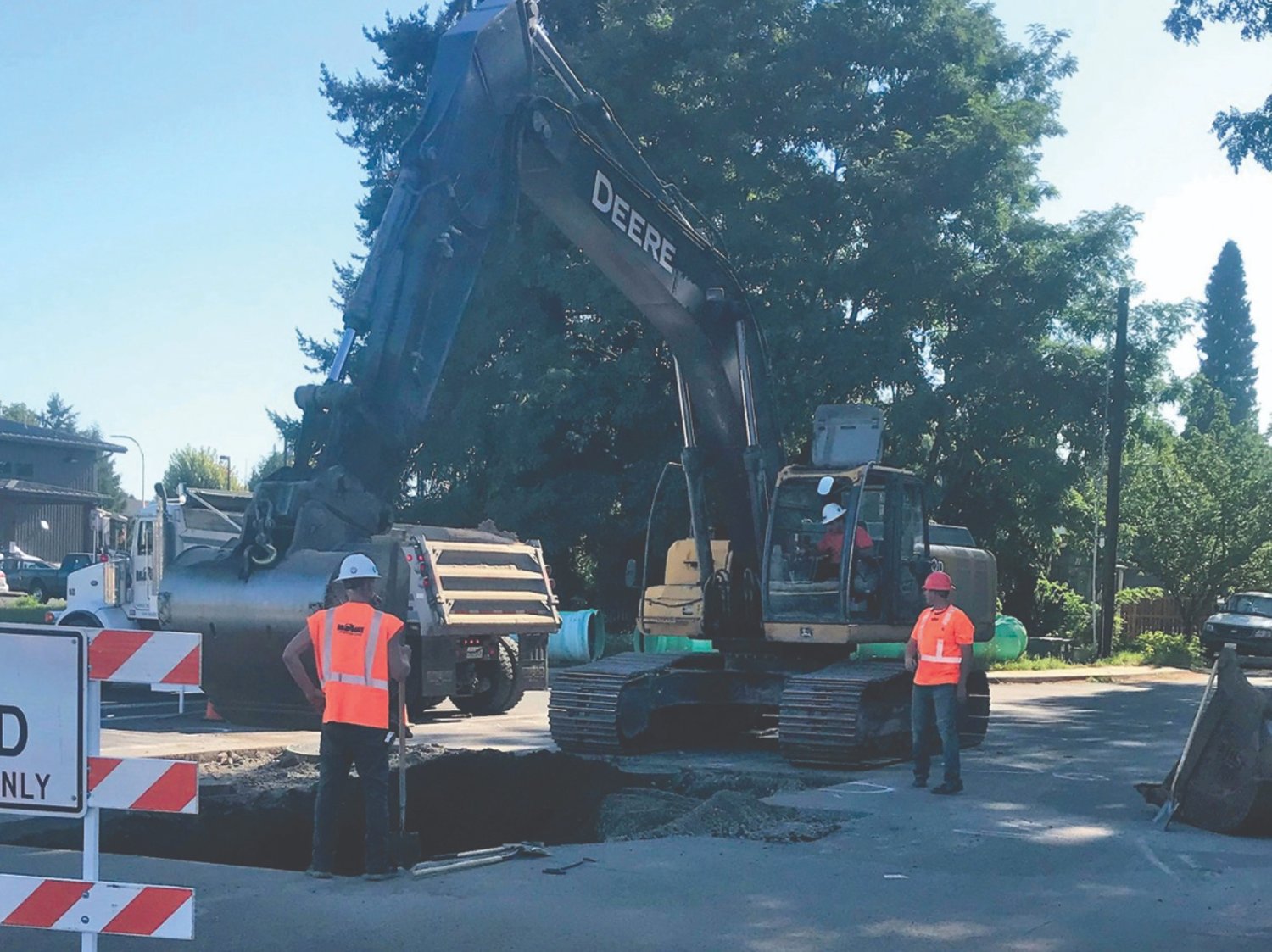 Midway Underground LLC worked on the Centralia Station off-site infrastructure improvements project in late summer. The Port of Centralia has undertaken $800,000 in improvements to city water, sewer and streets to support Centralia Station and commercial development in the surrounding area.